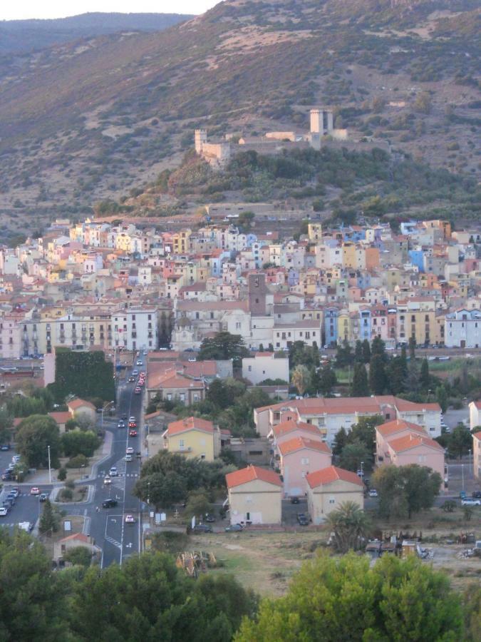 بوسا B&B Il Corallo المظهر الخارجي الصورة